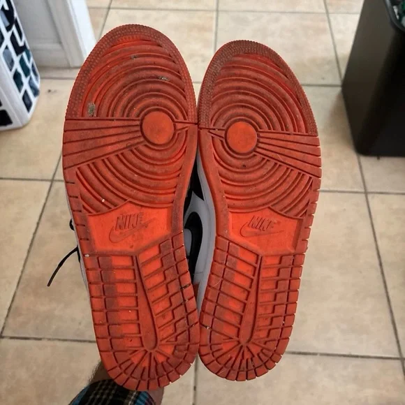 Nike Air Jordan 1 Low Starfish Black Toe(Size 10.5 Men) - Picture 9 of 9